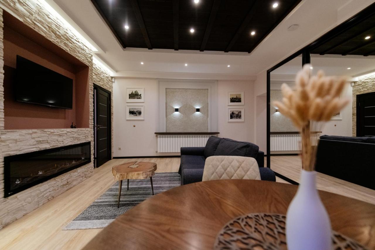 Riga Premium Apartments - Ground Floor With Separate Entrance Exterior photo